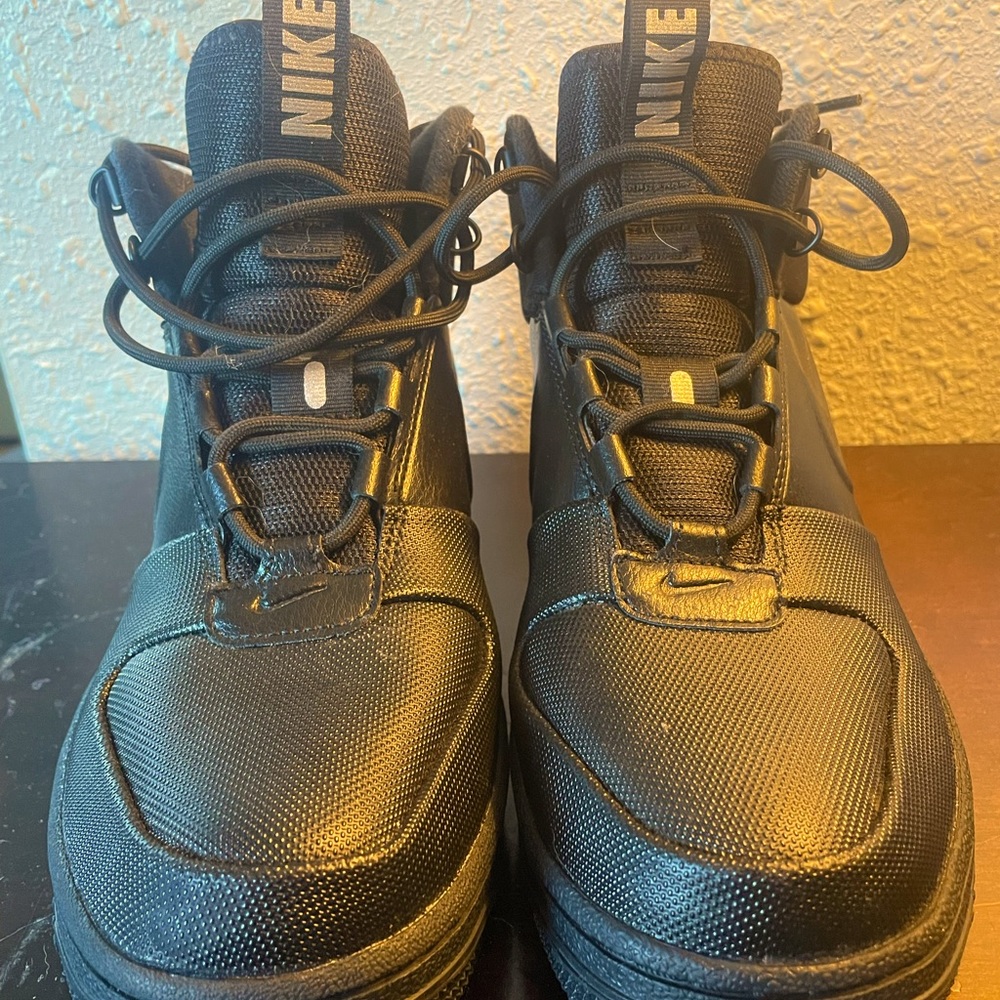 Nike Sneaker Boots